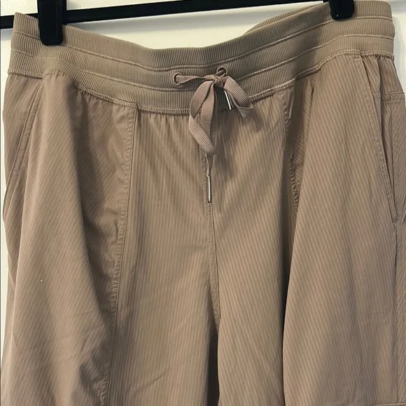 Lululemon Brown Cargo Dance Pants - Picture 3 of 8